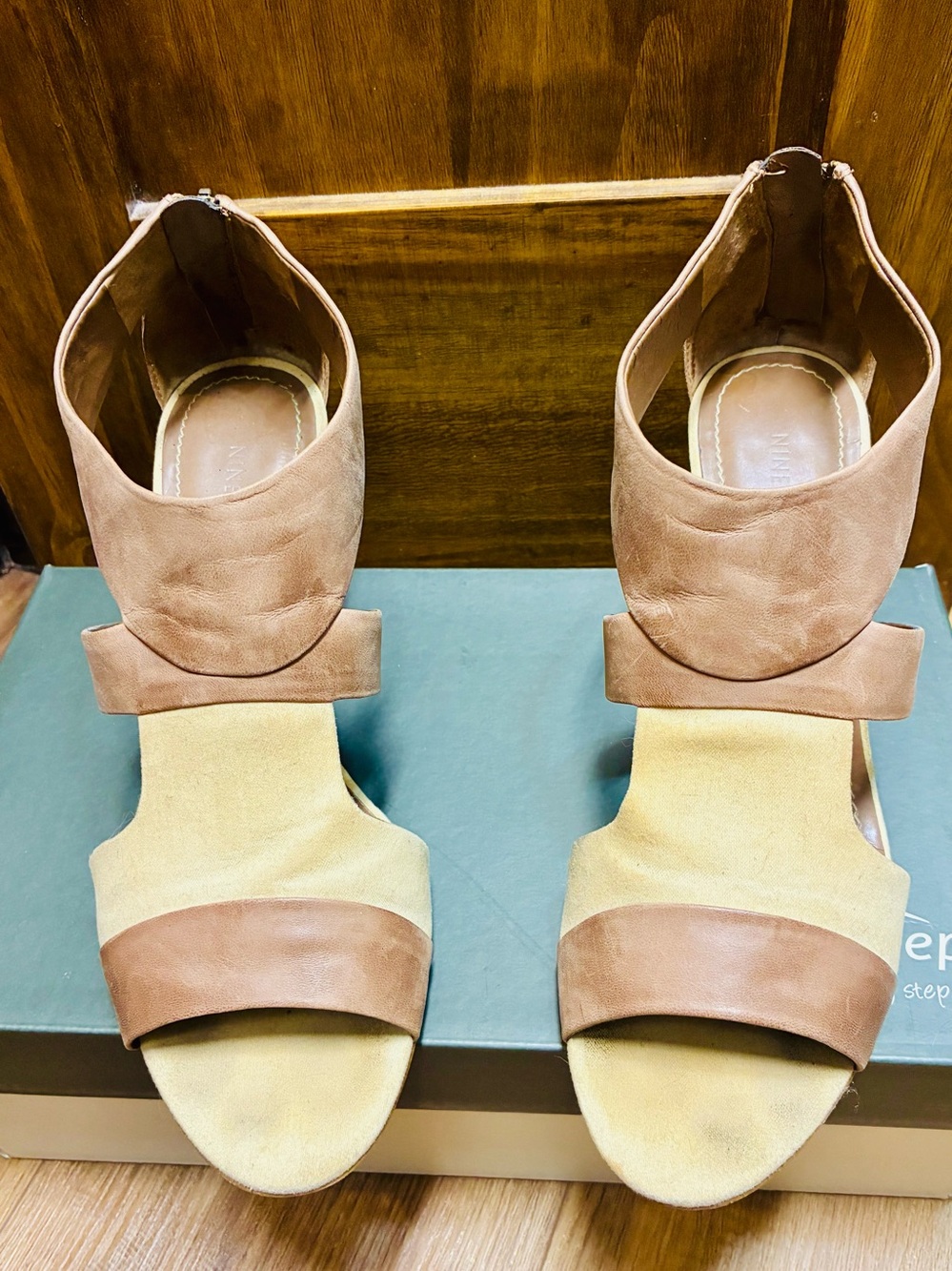 Nine West Tan Suede Open-Toe Sandals - Versatile Neutral 9.5M